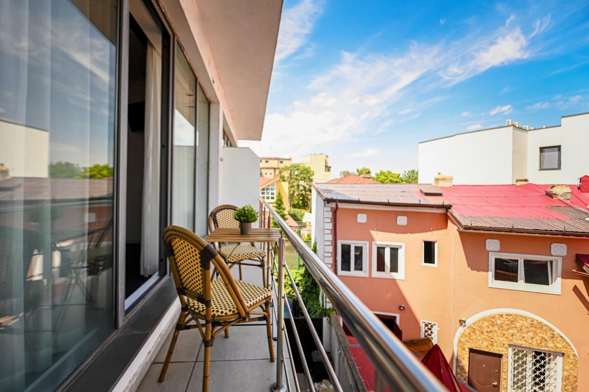 Urban Elegance - Stylish Central Accommodation Bucarest Exterior foto