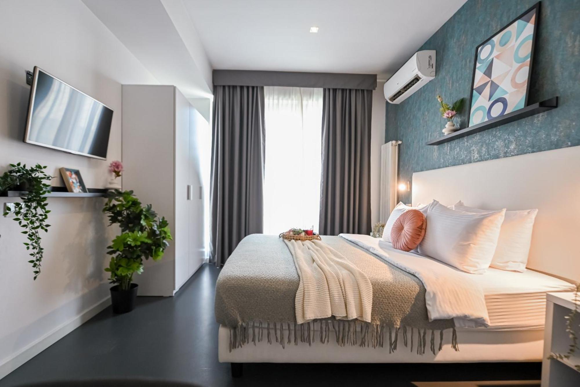 Urban Elegance - Stylish Central Accommodation Bucarest Habitación foto